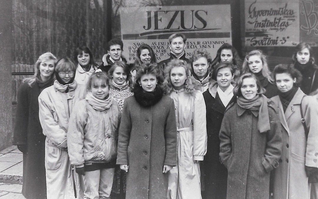 Bažnyčios šlovintojai ir šlovinimo tarnystė, 1991-1993 metais