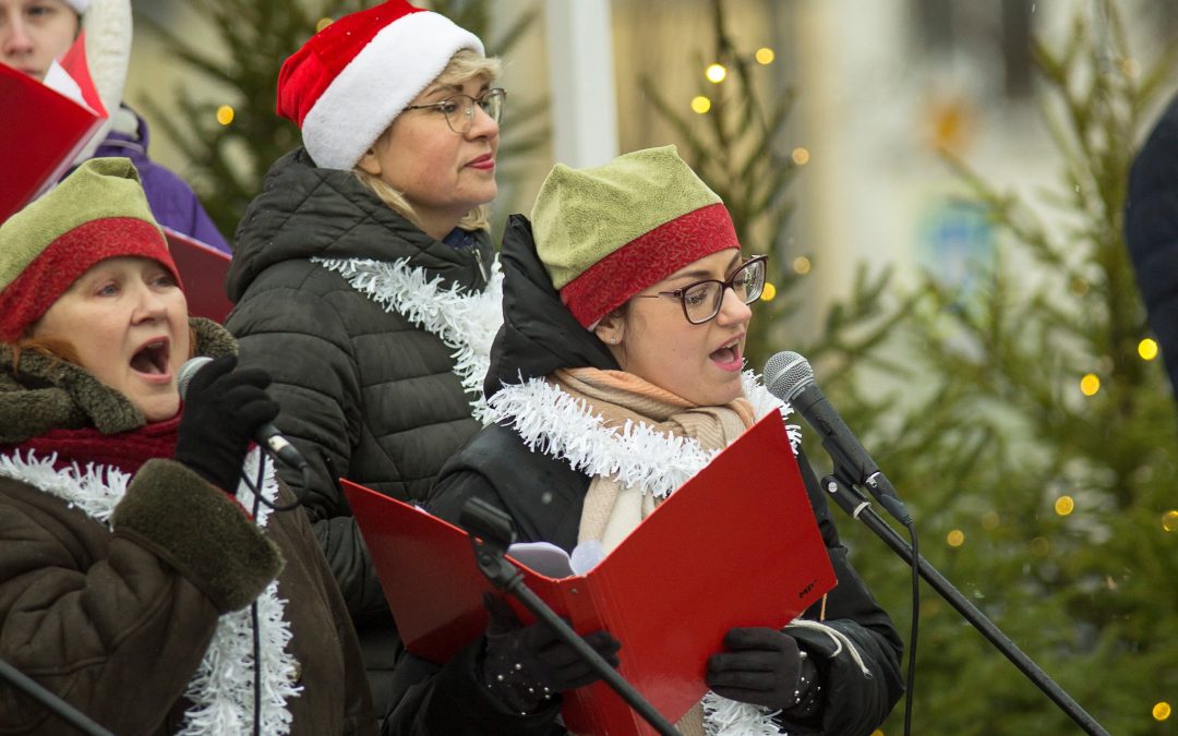 Giedojimas prie miesto prakartėlės