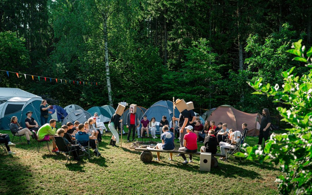 „Jei tu pažintum“ – paauglių sąskrydis apie gyvąjį vandenį, draugystę ir tikėjimą